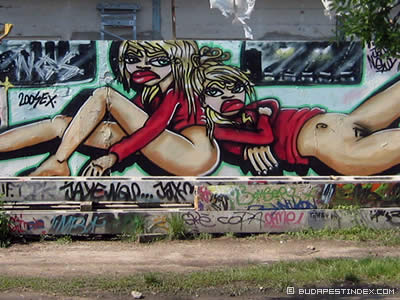 Budapest. Graffiti Girls