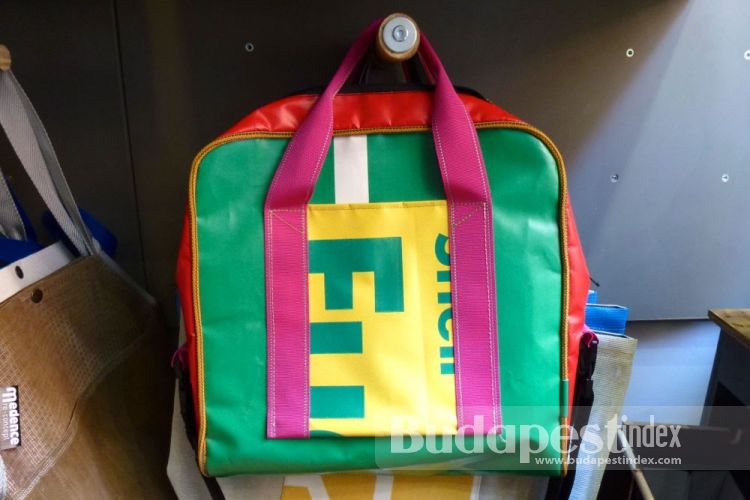 Banner bags In Budapest