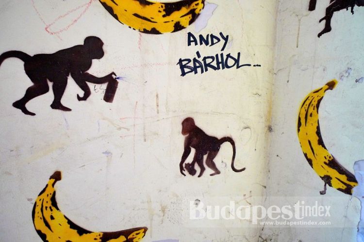 And this one is play on Warhol, sounding similar and meaning in Hungarian 'Andy Anywhere.' Budapest Street Art