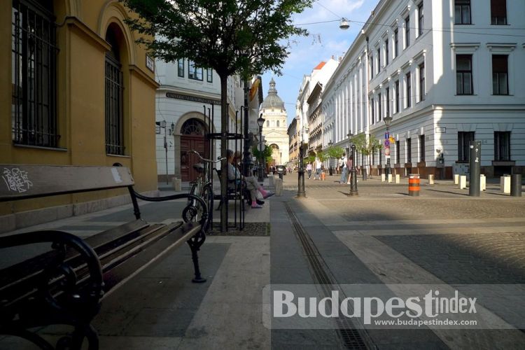 Zrínyi utca is the pedestrian street leading to the Basilica. If you try to avoid pricey tourist cafes, but don't mind tourists, get yourself a coffee to go from a nearby cafe and relax on the bench, watching the crowd and the buildings. Zrínyi utca, Budapest