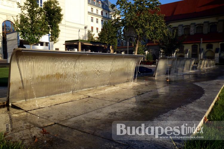Fountain on Március 15. square, reconstructed with European Union funds.