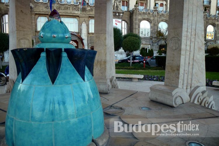 The fountain with drinking water in front of Gellért thermal Hotel represents the springs, and rivers, and all things water in Hungary.