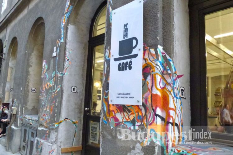 And that is not all. Printa is also a gallery and print shop. Fresh, stylish, nice and useful. Printa